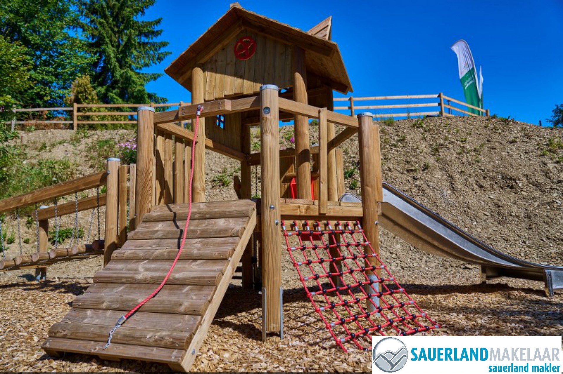 Großer Spielplatz